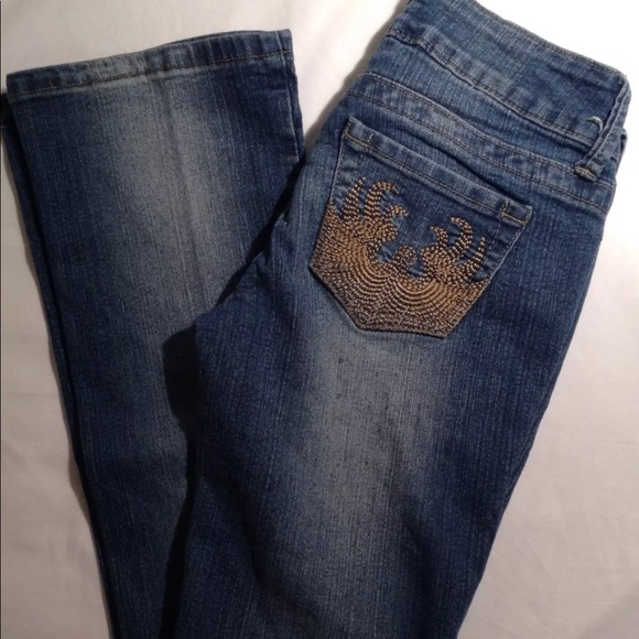 Almost Famous Jeans - Size 1 (24 X 31) - Boot Cut - Picture 3 of 5